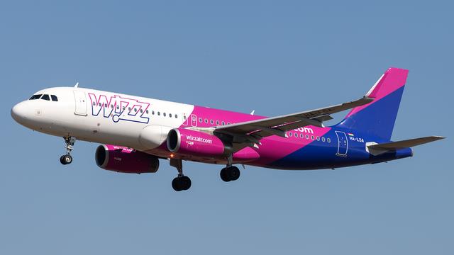 HA-LSA:Airbus A320-200:Wizz Air
